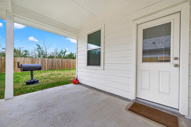 11676 Whirlaway Drive, Willis, TX 77318