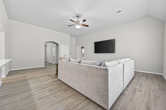 11676 Whirlaway Drive, Willis, TX 77318