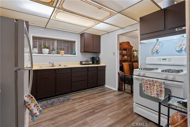 2623 Obama Boulevard, Los Angeles, CA 90018