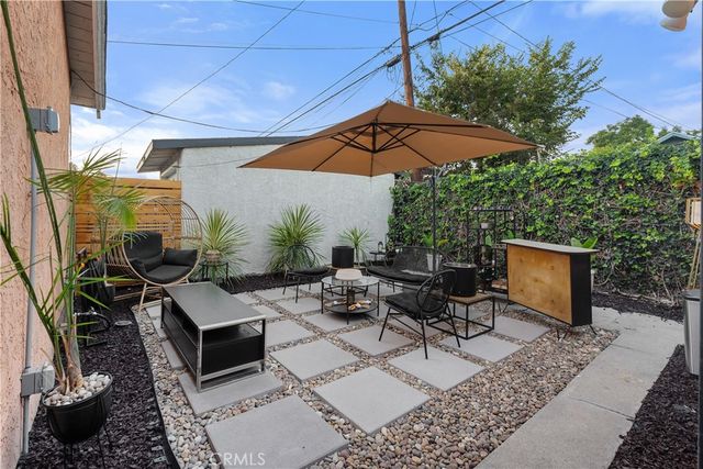 2623 Obama Boulevard, Los Angeles, CA 90018