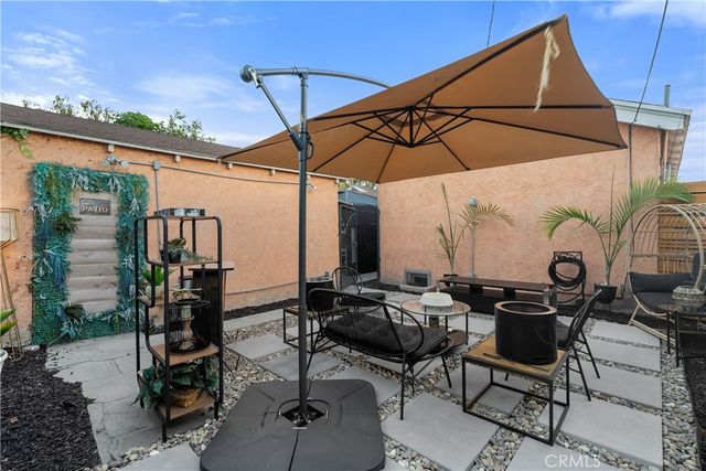 2623 Obama Boulevard, Los Angeles, CA 90018