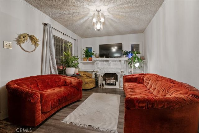 2623 Obama Boulevard, Los Angeles, CA 90018