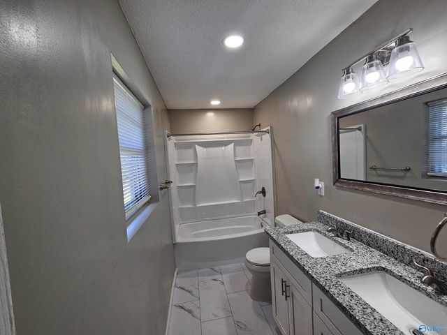 1275 Gravel Ridge Road, Somerville, AL 35670