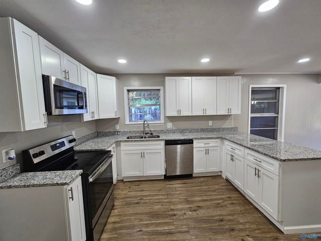 1275 Gravel Ridge Road, Somerville, AL 35670