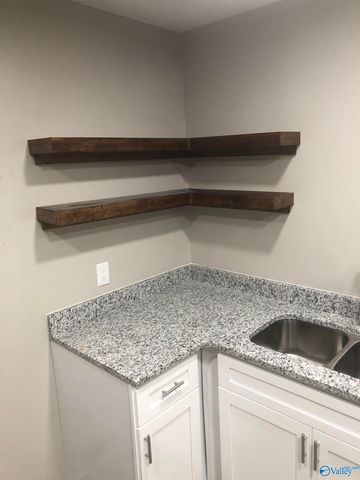 1275 Gravel Ridge Road, Somerville, AL 35670