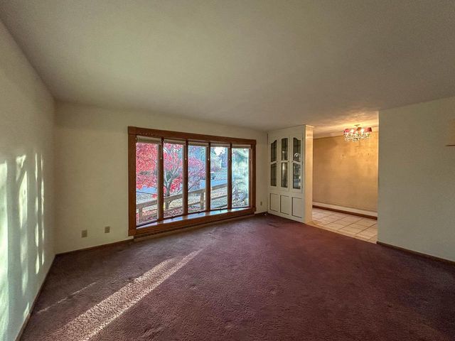 24920 73rd STREET, Salem, WI 53168