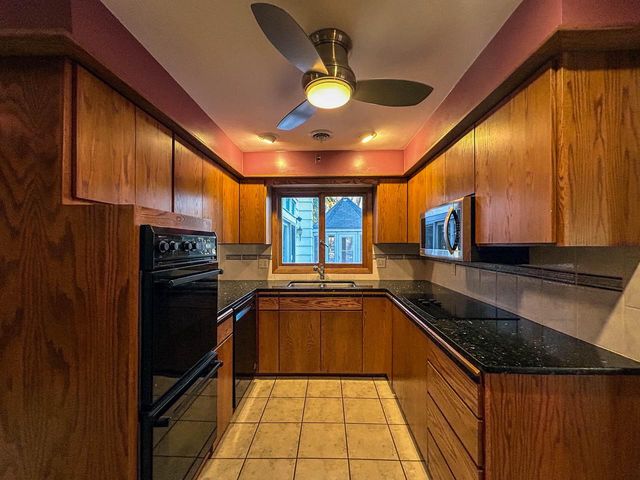 24920 73rd STREET, Salem, WI 53168