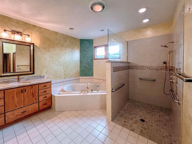 24920 73rd STREET, Salem, WI 53168