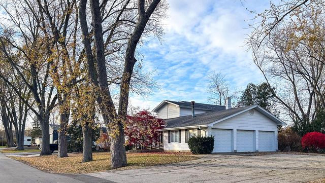 24920 73rd STREET, Salem, WI 53168