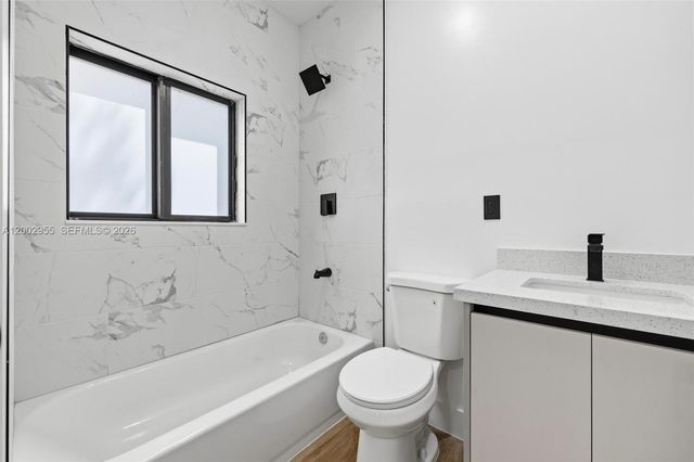 4717 SW 32nd Ave, Dania Beach, FL 33312