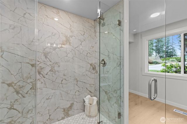 3901 151st Avenue SE, Bellevue, WA 98006