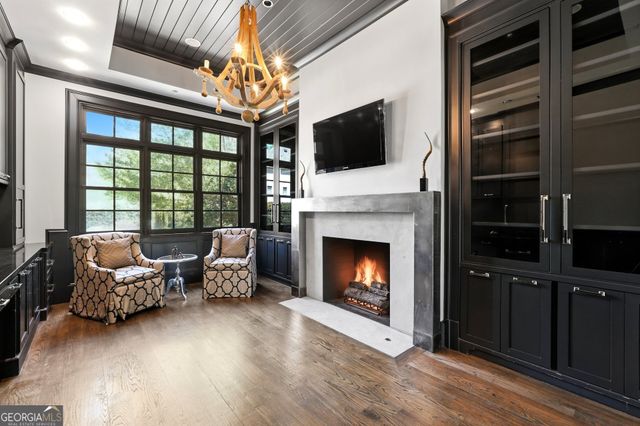 218 Londonberry Road, Atlanta, GA 30327