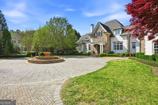 218 Londonberry Road, Atlanta, GA 30327