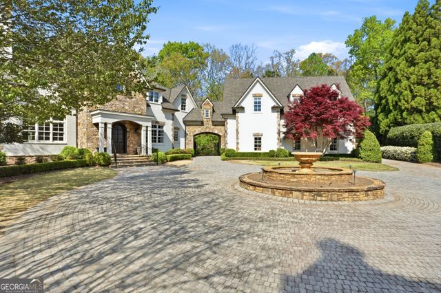 218 Londonberry Road, Atlanta, GA 30327