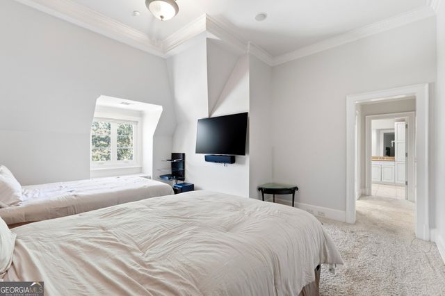 218 Londonberry Road, Atlanta, GA 30327