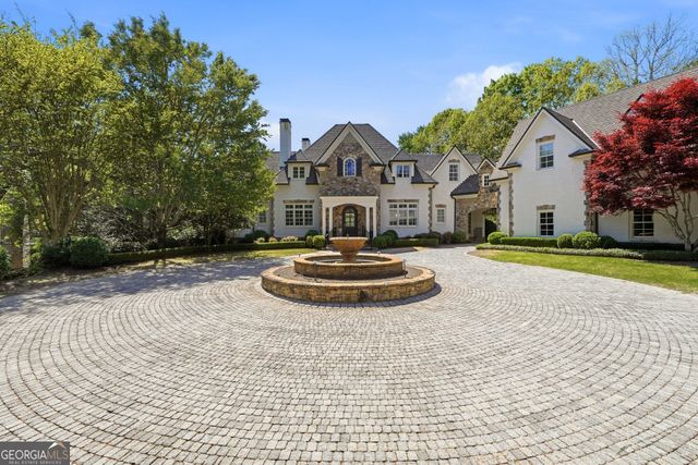 218 Londonberry Road, Atlanta, GA 30327