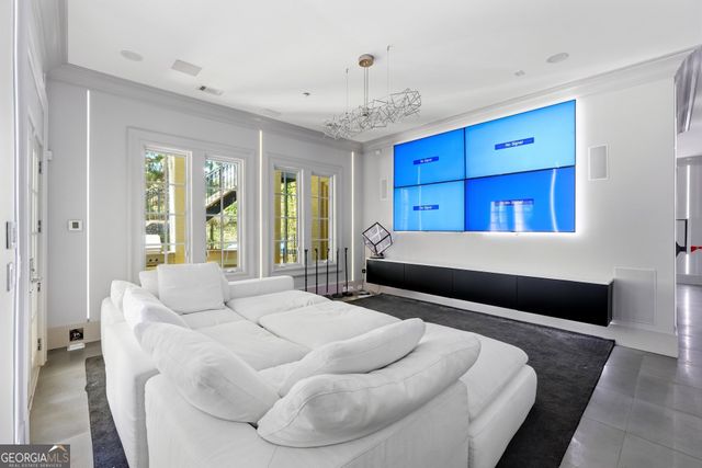 218 Londonberry Road, Atlanta, GA 30327