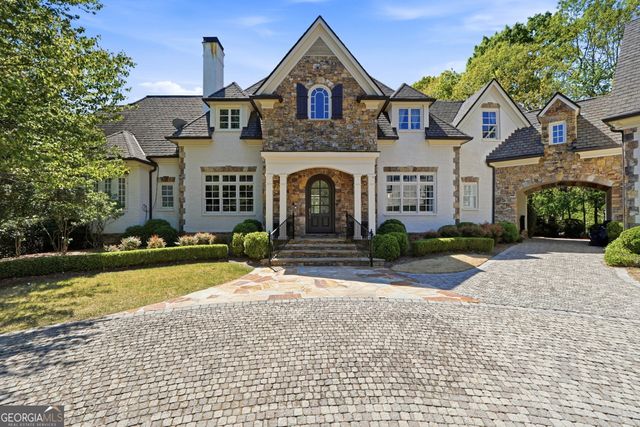 218 Londonberry Road, Atlanta, GA 30327