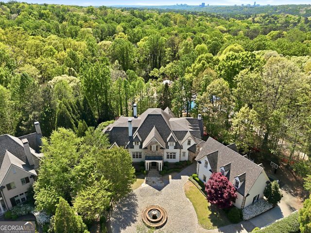 218 Londonberry Road, Atlanta, GA 30327