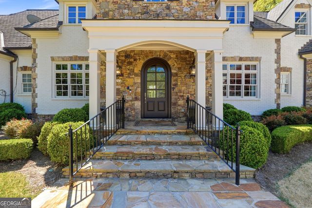 218 Londonberry Road, Atlanta, GA 30327