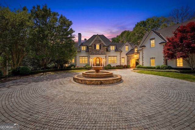 218 Londonberry Road, Atlanta, GA 30327