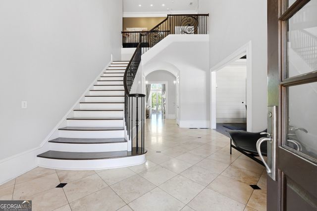 218 Londonberry Road, Atlanta, GA 30327