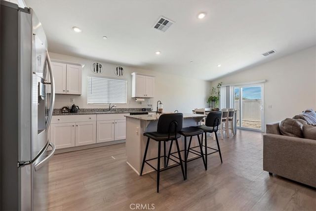 1467 Carolina Court, Hemet, CA 92543