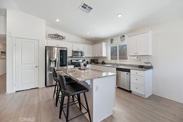 1467 Carolina Court, Hemet, CA 92543