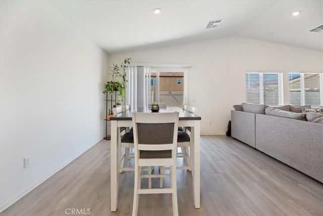 1467 Carolina Court, Hemet, CA 92543