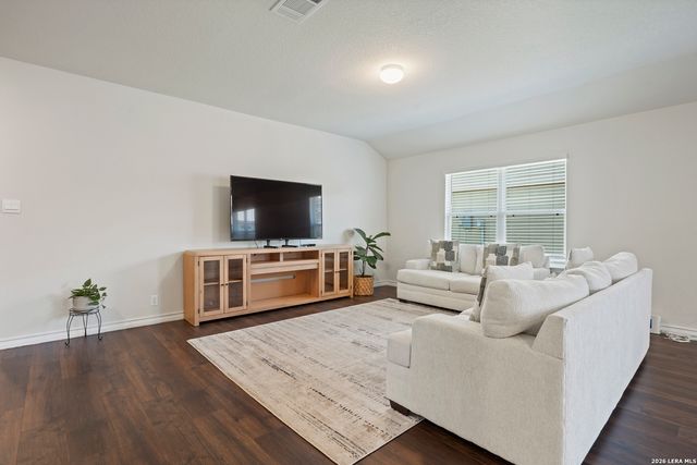 534 Diamond SHOALS, Cibolo, TX 78108