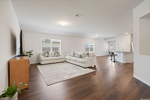 534 Diamond SHOALS, Cibolo, TX 78108