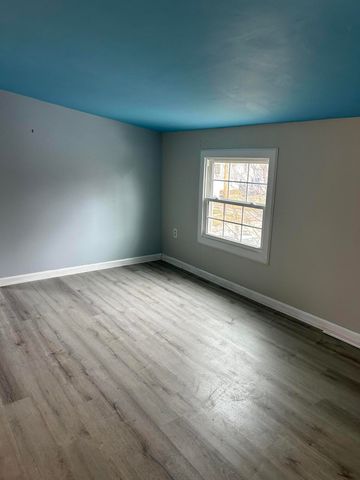 2100 Clays Mill Road, Lexington, KY 40503
