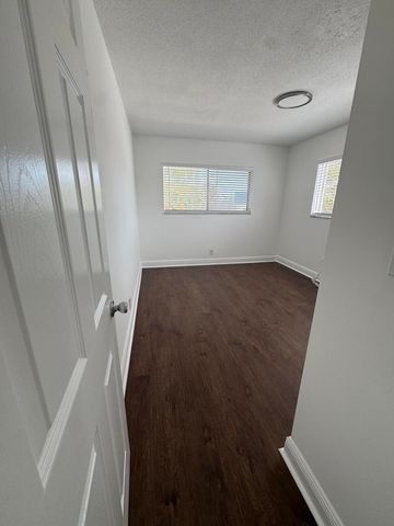 510 Lake Shore Drive 0360, Lake Park, FL 33403