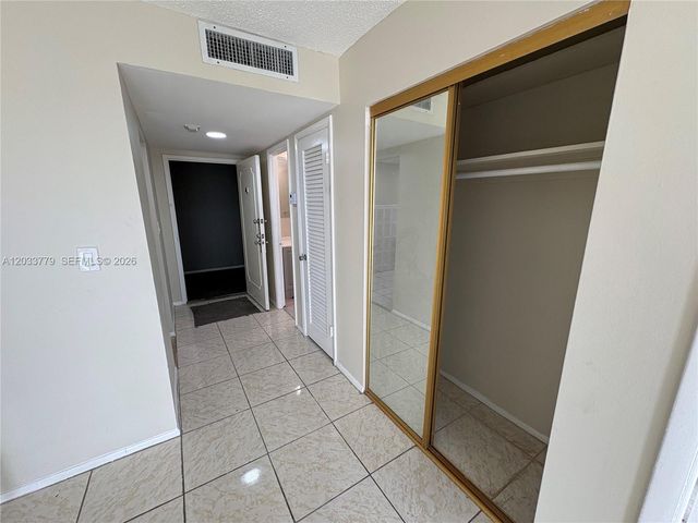 16740 NE 9th Avenue 303, North Miami Beach, FL 33162