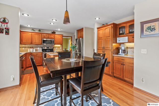 17468 Renfro Street, Omaha, NE 68135
