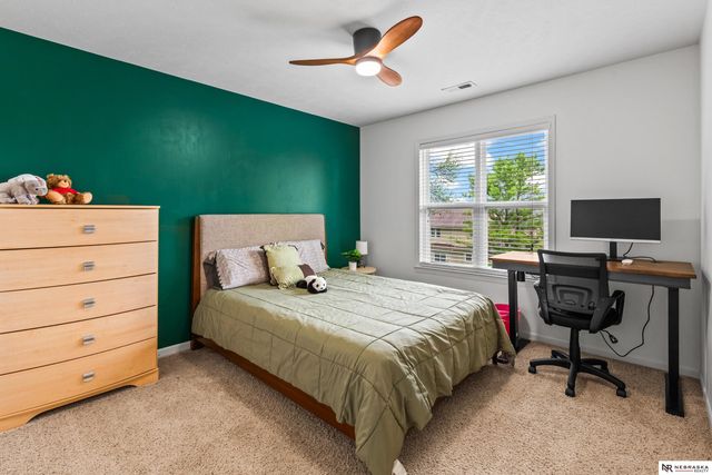 17468 Renfro Street, Omaha, NE 68135