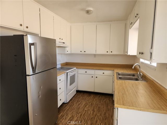 1050 Alta Avenue, Landers, CA 92285