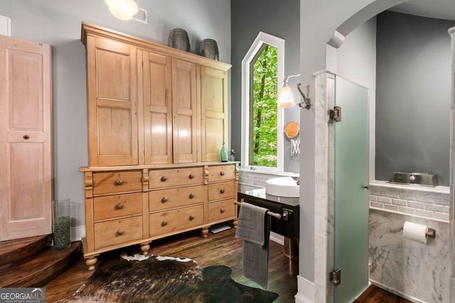 1575 Northridge Road NE, Sandy Springs, GA 30350