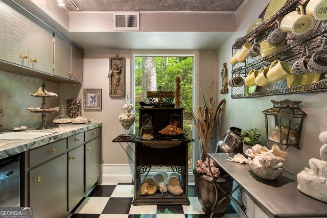 1575 Northridge Road NE, Sandy Springs, GA 30350