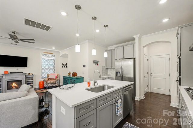 11707 Clems Branch Drive, Charlotte, NC 28277