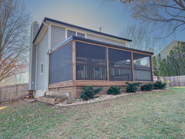 5642 SW 33rd TER, Topeka, KS 66614