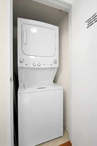 9725 Woods Drive 305, Skokie, IL 60077