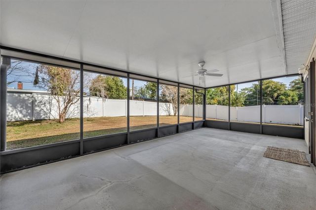 945 SHERRINGTON ROAD, Orlando, FL 32804