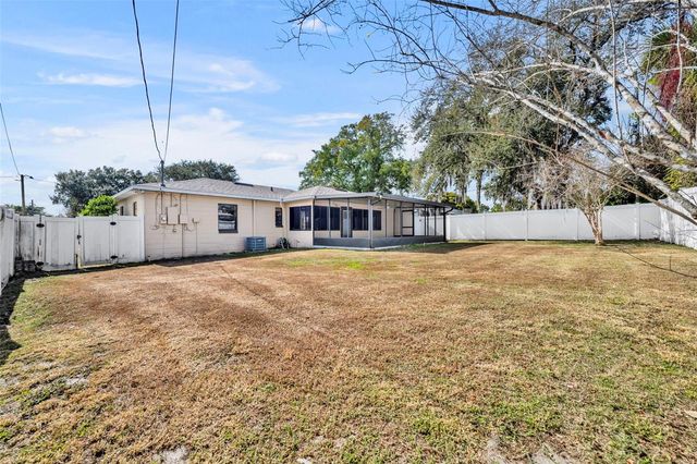 945 SHERRINGTON ROAD, Orlando, FL 32804