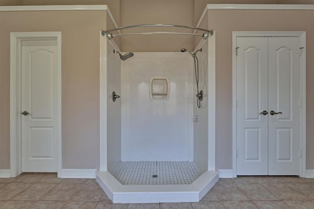 8969 Crighton Crossing Drive, Conroe, TX 77302