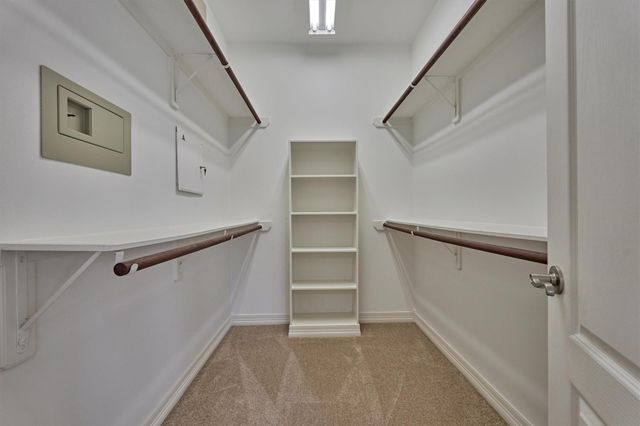 8969 Crighton Crossing Drive, Conroe, TX 77302