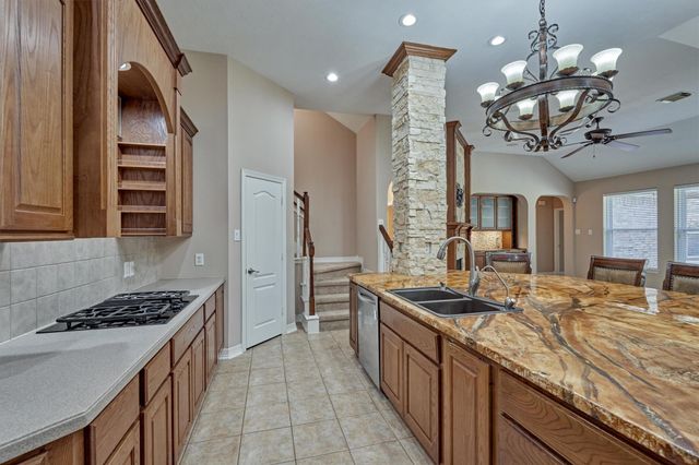 8969 Crighton Crossing Drive, Conroe, TX 77302