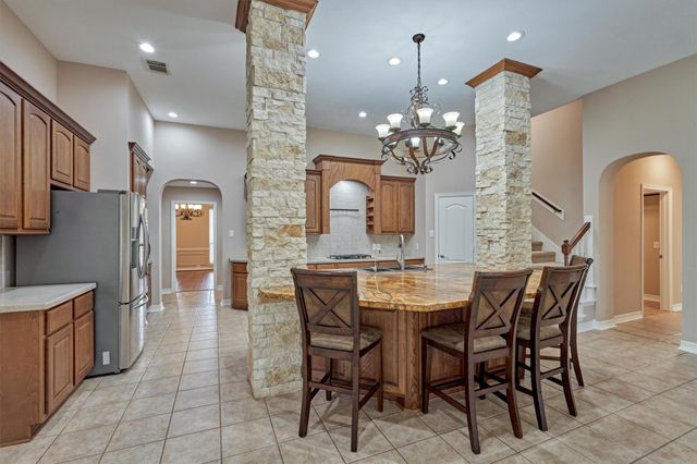 8969 Crighton Crossing Drive, Conroe, TX 77302