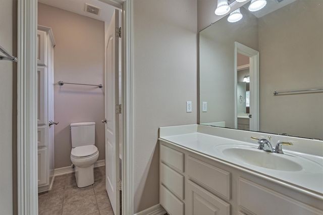 8969 Crighton Crossing Drive, Conroe, TX 77302