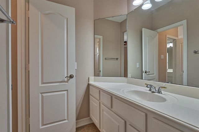 8969 Crighton Crossing Drive, Conroe, TX 77302